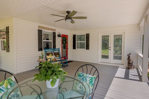 A home in Hayesville