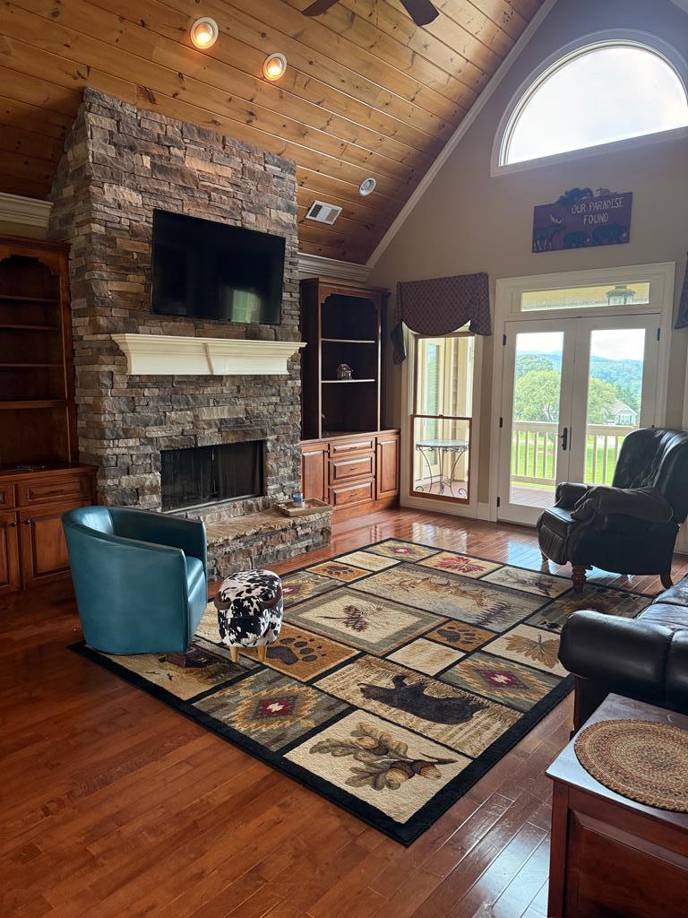 85 Ridgemont Lane