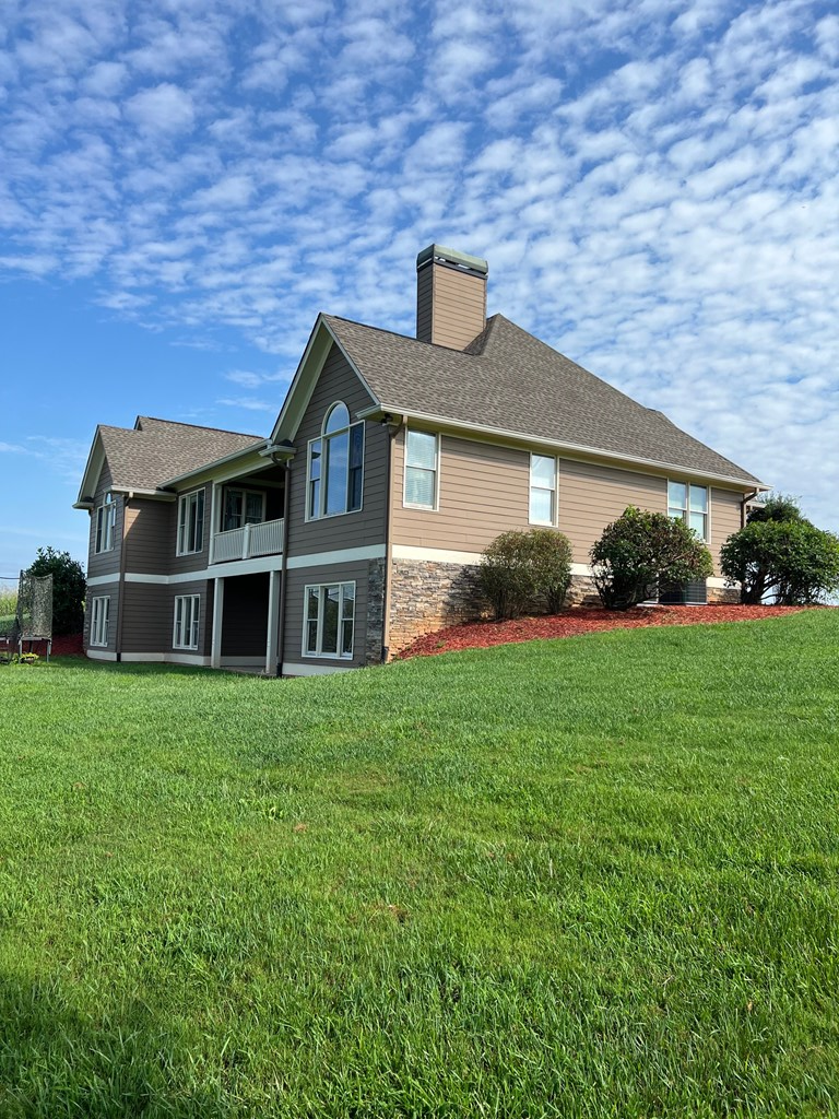 85 Ridgemont Lane