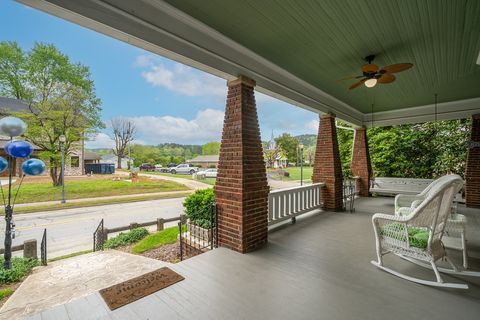 A home in Ellijay