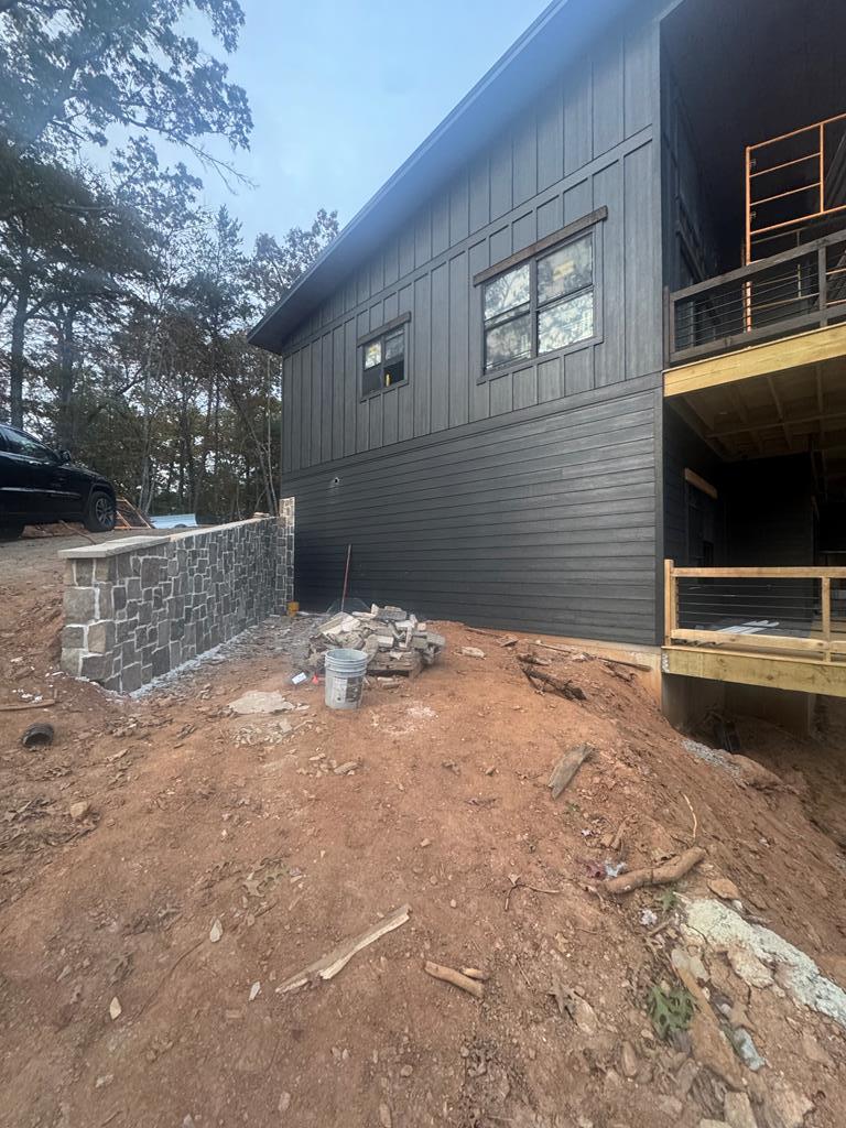 195 Wolf Creek Mountain Road