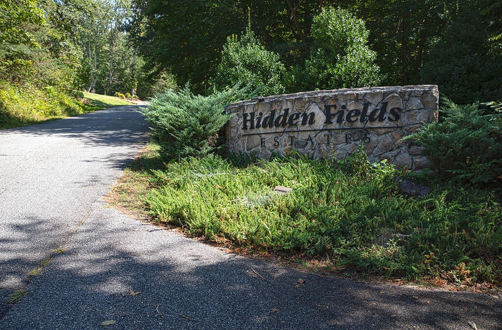 43 Hidden Fields Road
