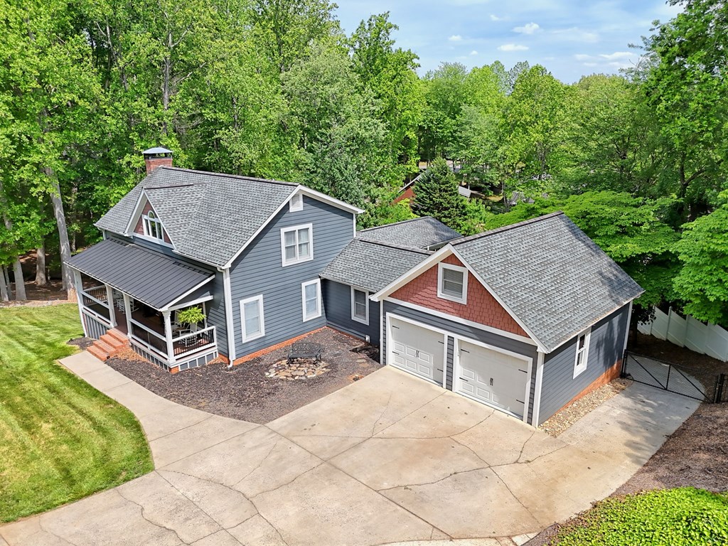 520 Long View Drive