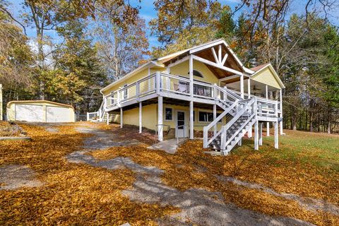 A home in Hiawassee