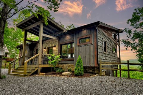 A home in Blue Ridge