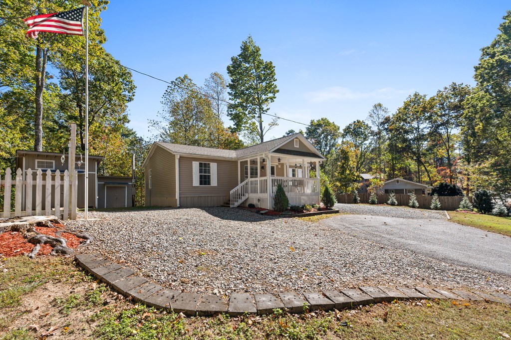 39 Red Bush School Road