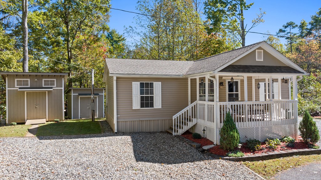 39 Red Bush School Road