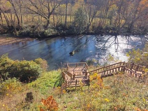 422 Evans Hollow Murphy NC 28906