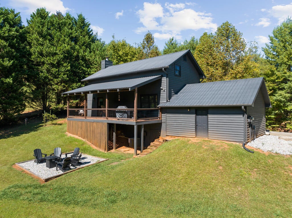 36 Deep Cove Road