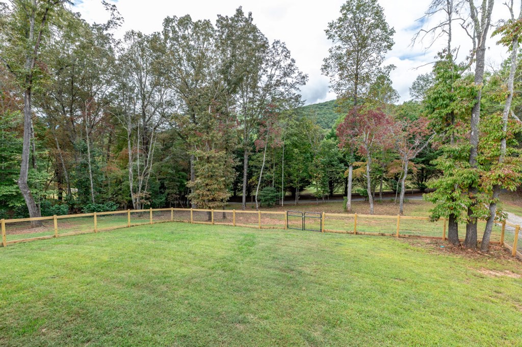 7450 Hooper Cove Road