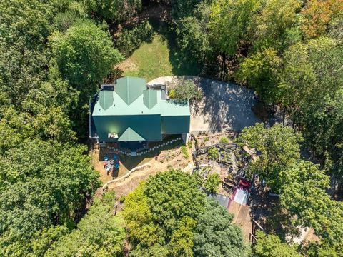 A home in Ellijay