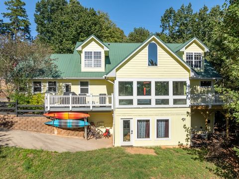 A home in Ellijay