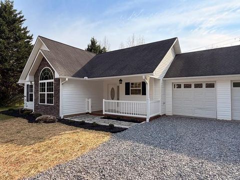 4333 Ada Street Blue Ridge GA 30513