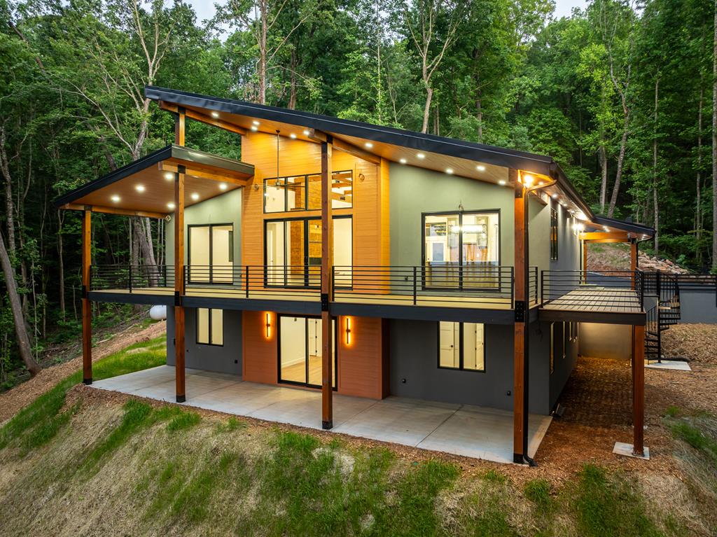 785 Bear Paw Drive