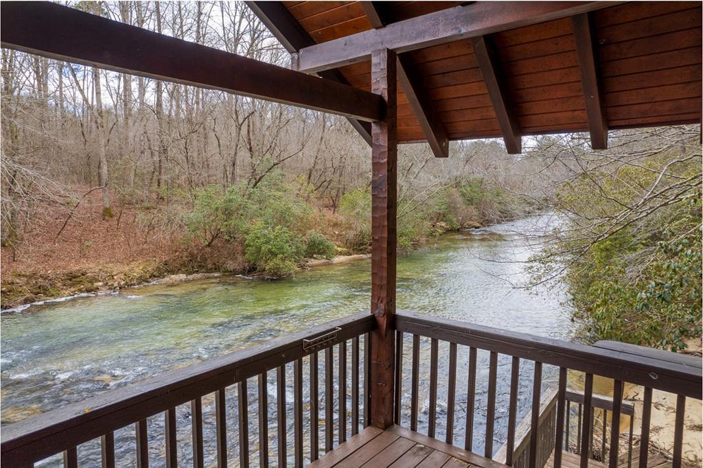 576 Cartecay Cove Lane