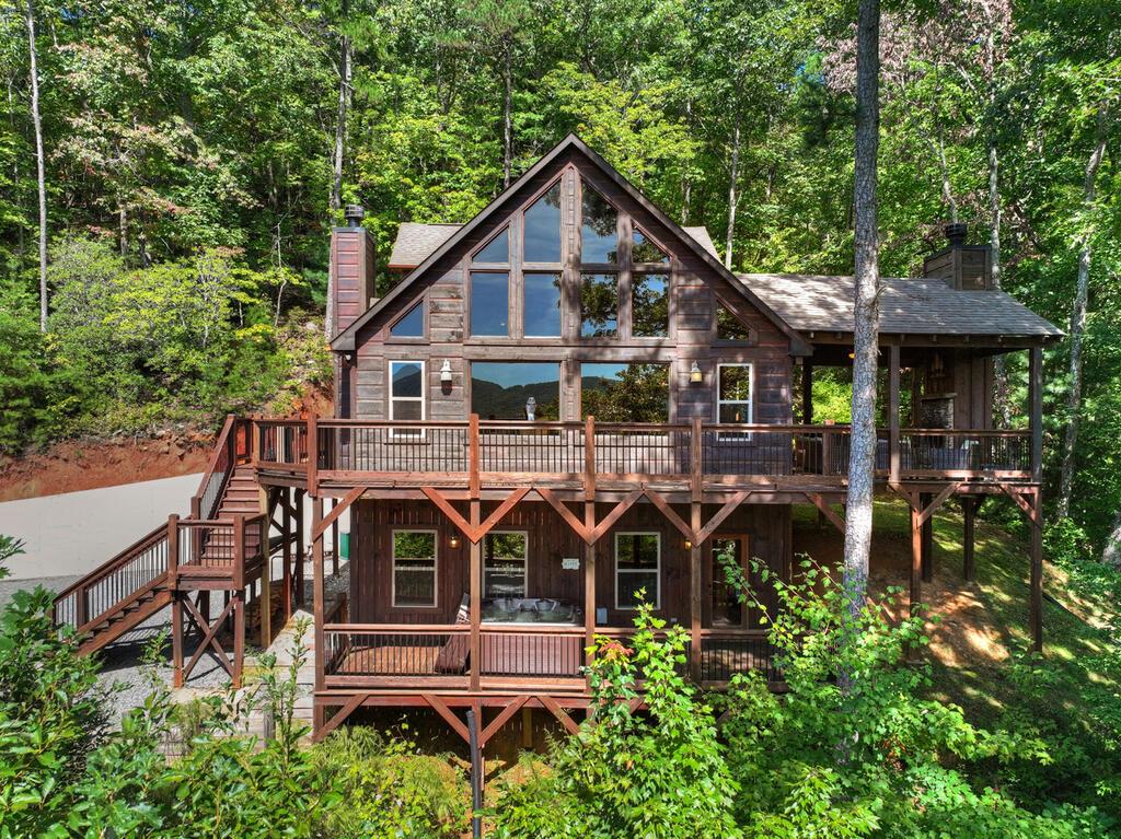 300 Cloudland Trace