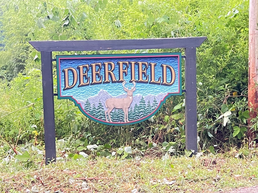 57 Deerfield Lane