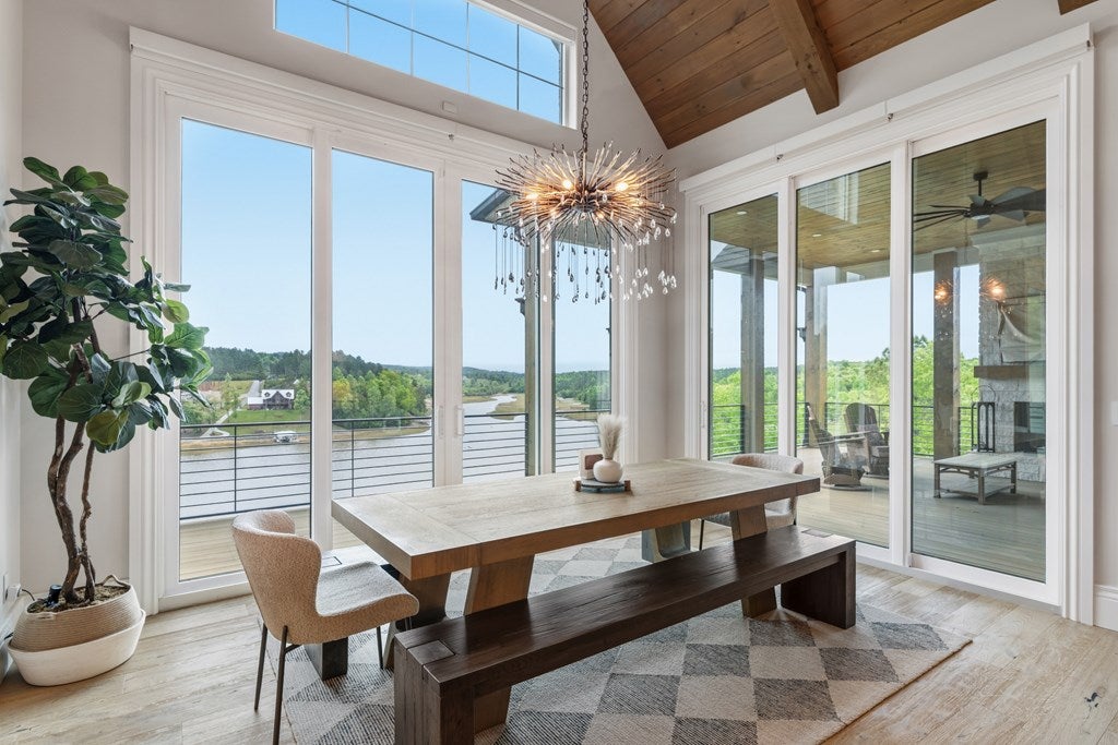 488 Big Knoll Drive