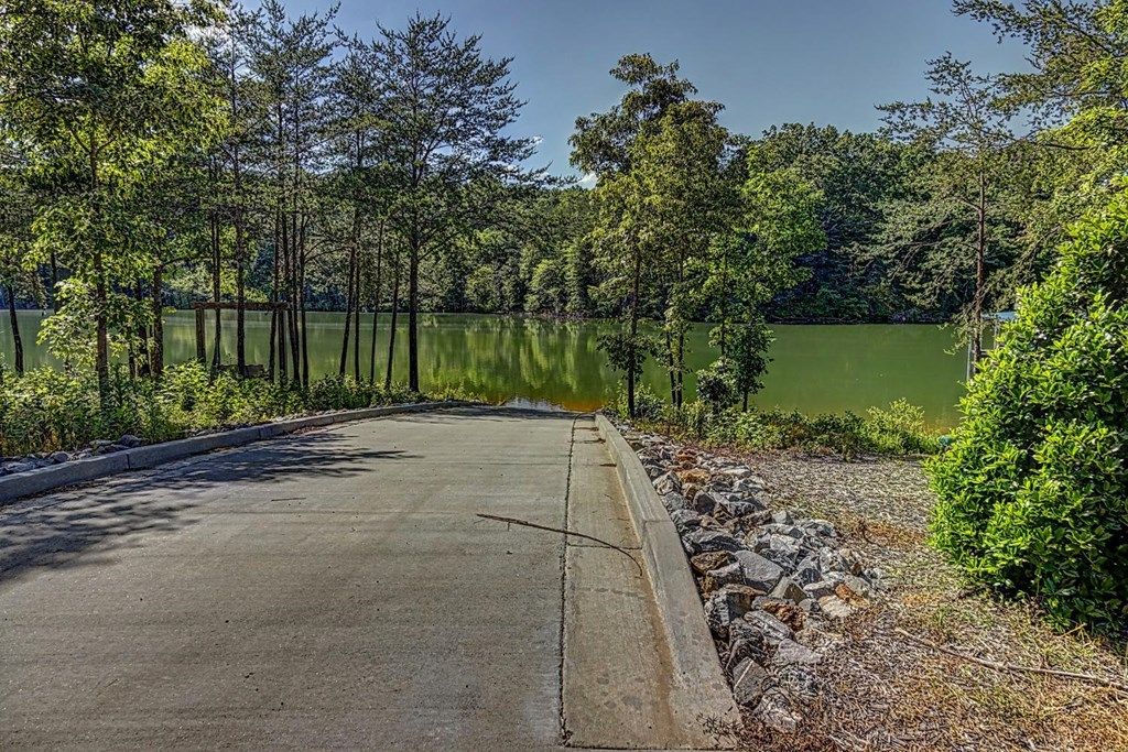 listing image 89