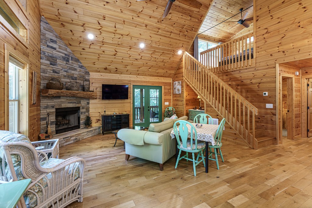 115 Travelers Gap Road