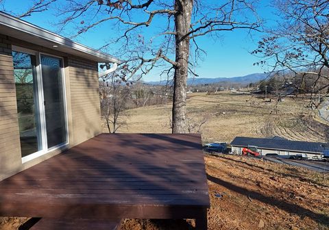 A home in Hiawassee
