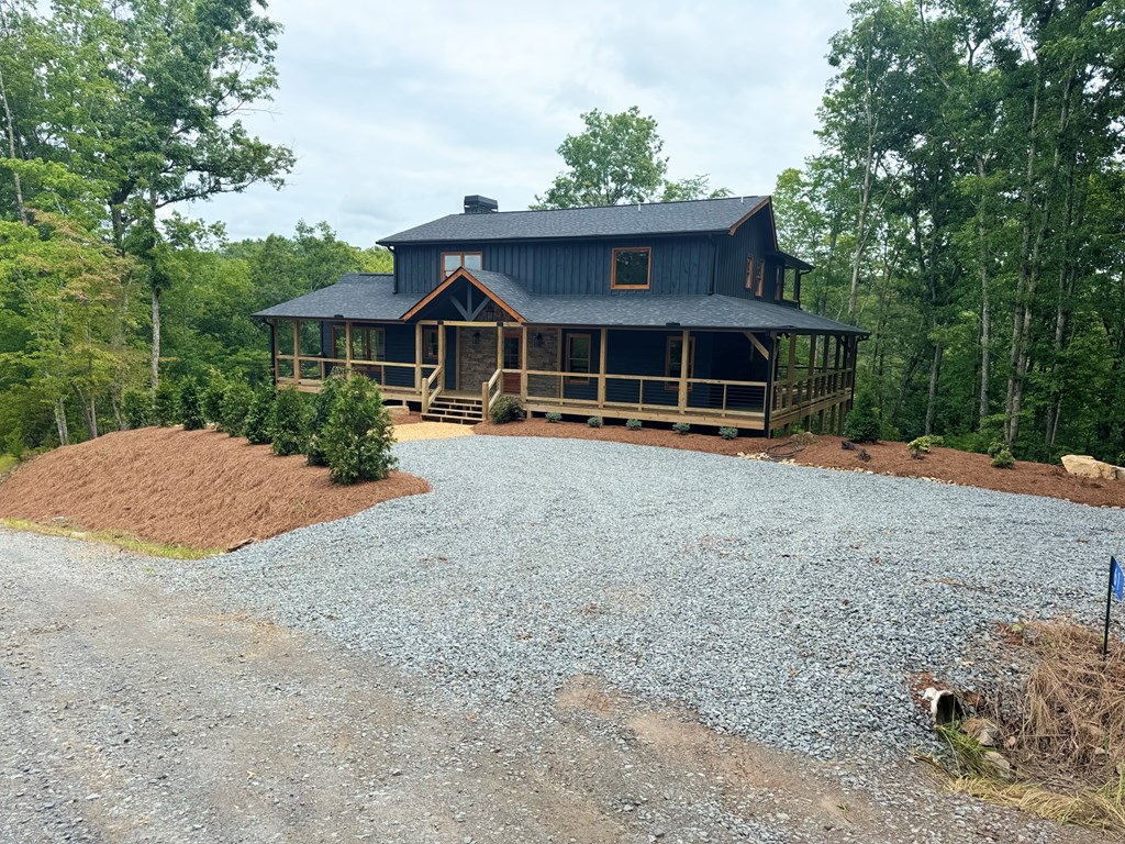 61 River Retreat Road