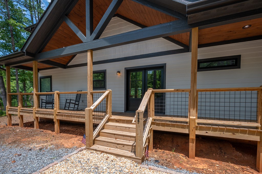 32 Hilton Drive