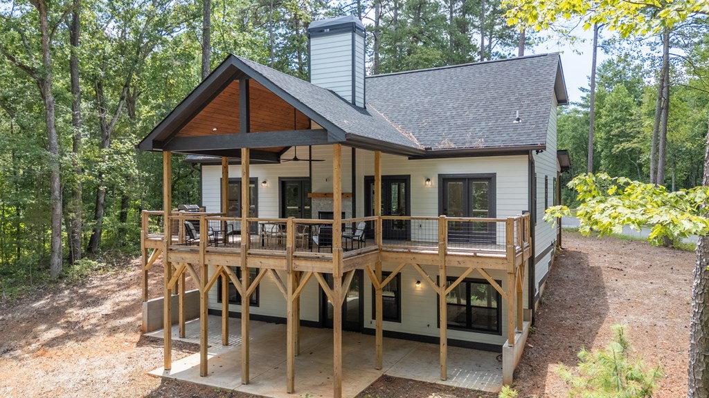32 Hilton Drive