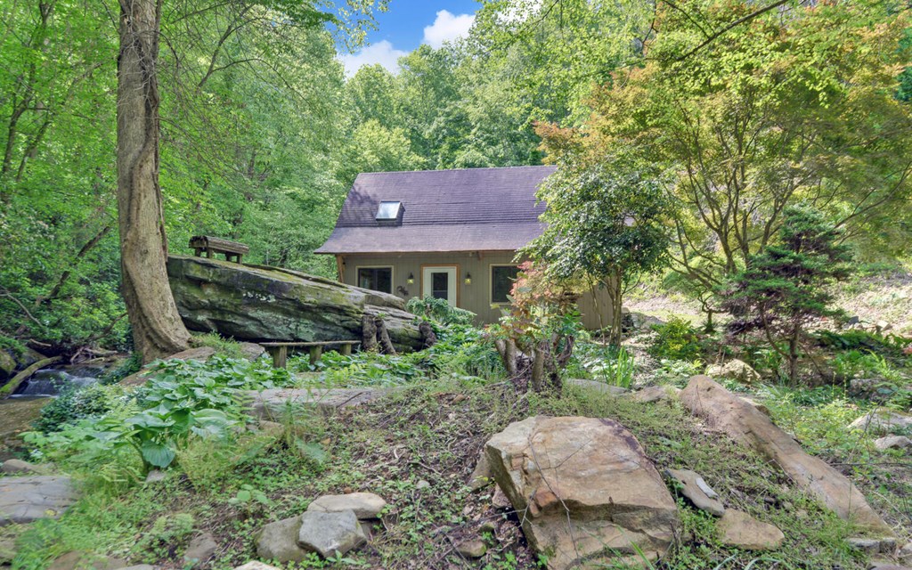 554 Oxford Drive