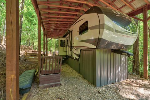 52 25th Street Ellijay GA 30540