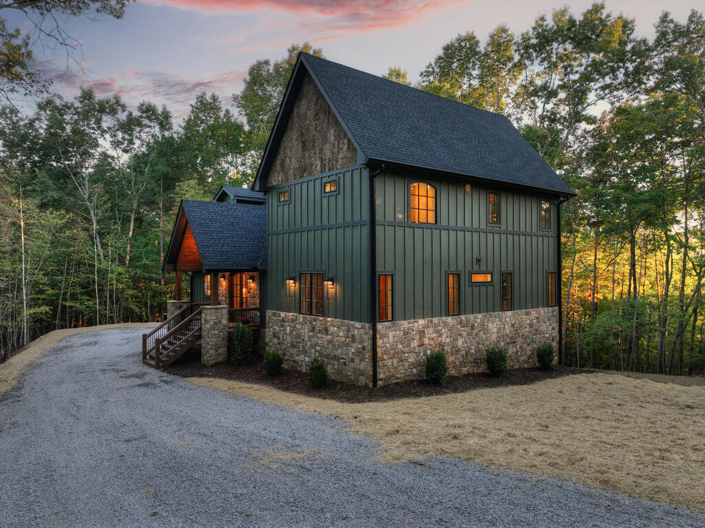 357 Spring Ridge Trail