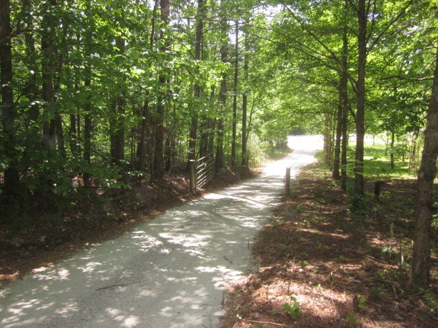 00 W Hwy 136