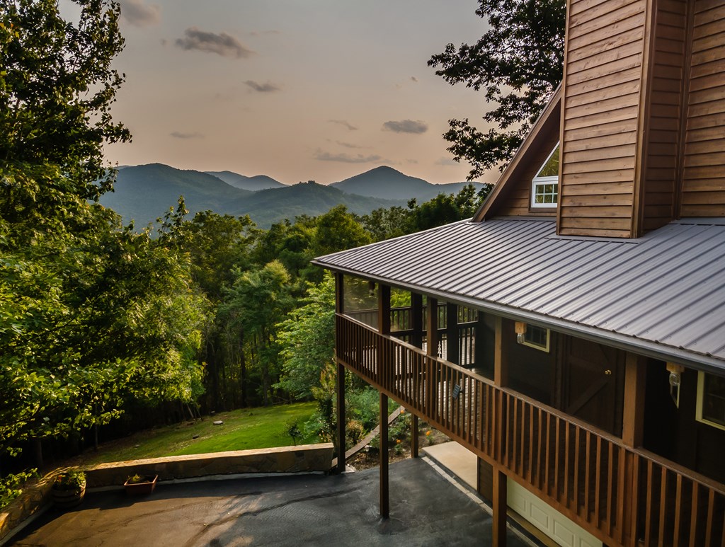 349 Moon Shadow View N