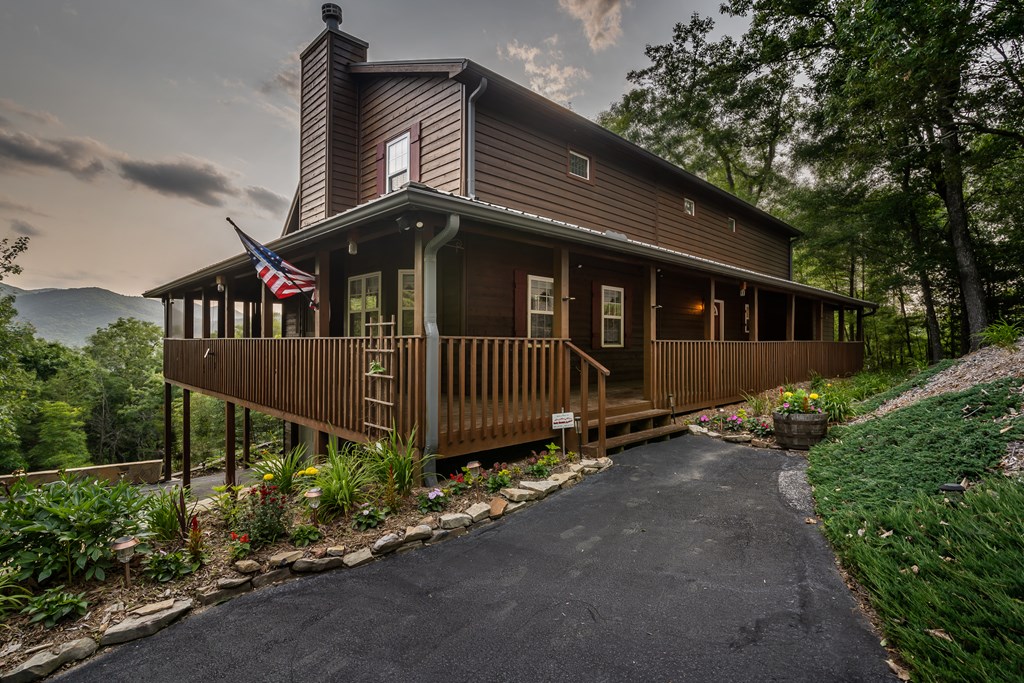 349 Moon Shadow View N