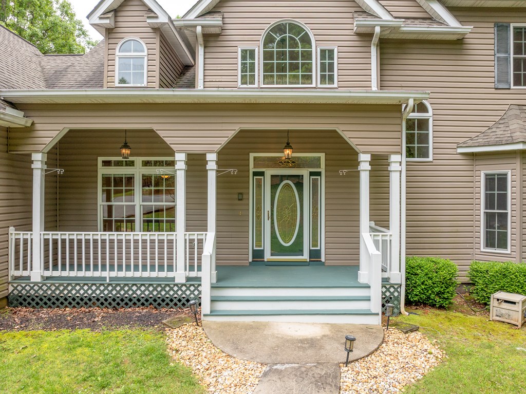 399 Hideaway Hills Road
