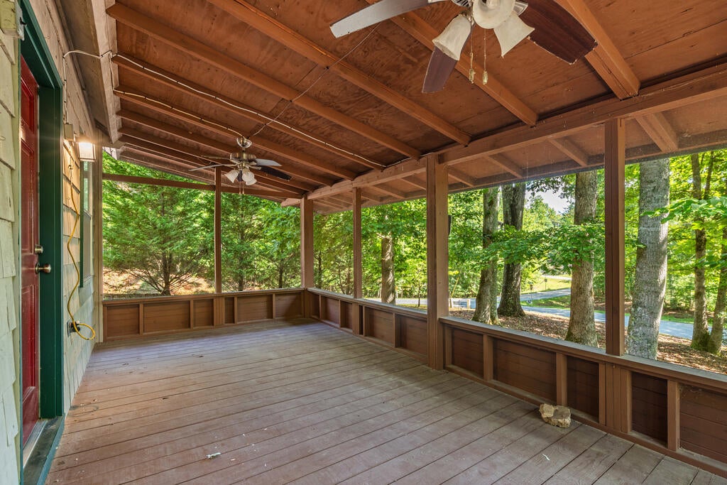 26 Tomahawk Trail