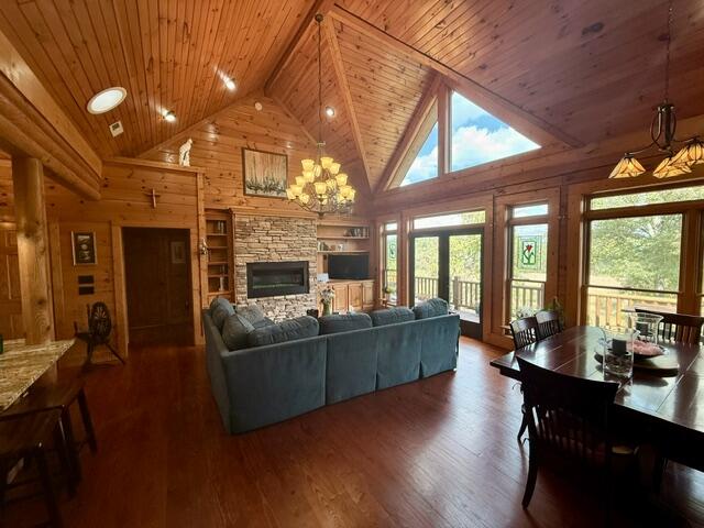 121 Lola Drive