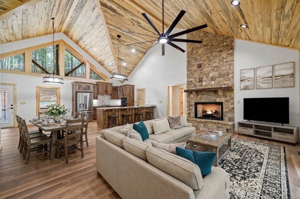 641 Bryant Farm Lane