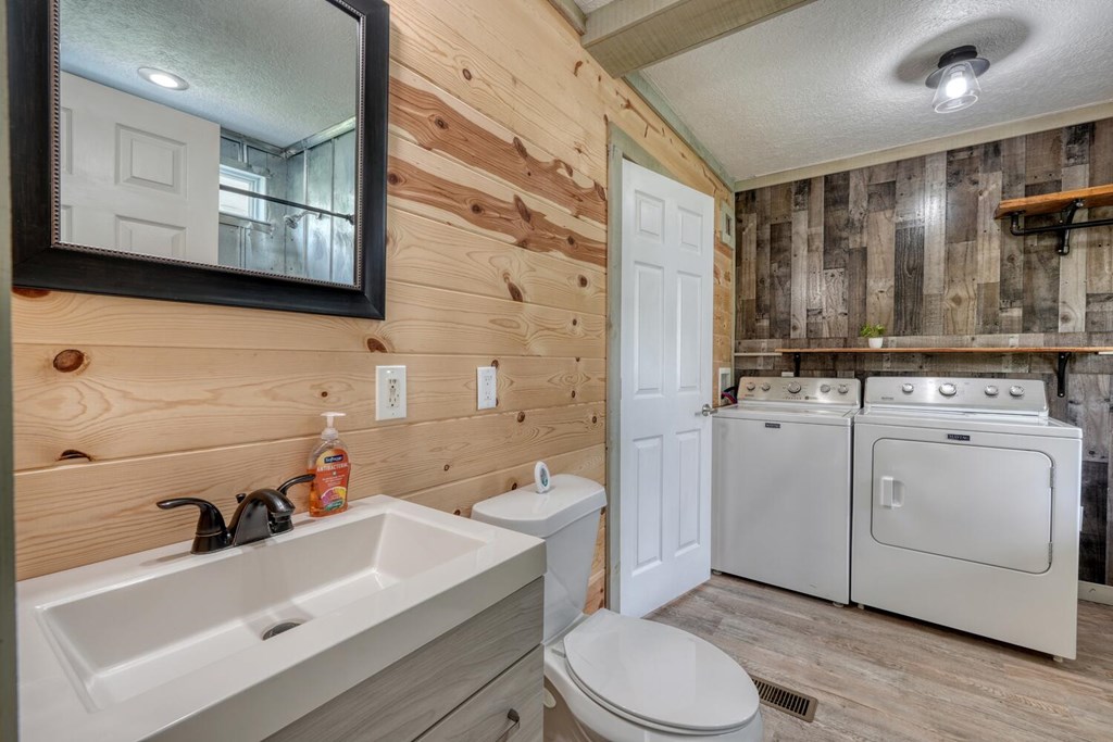 5457 Willow Springs Road