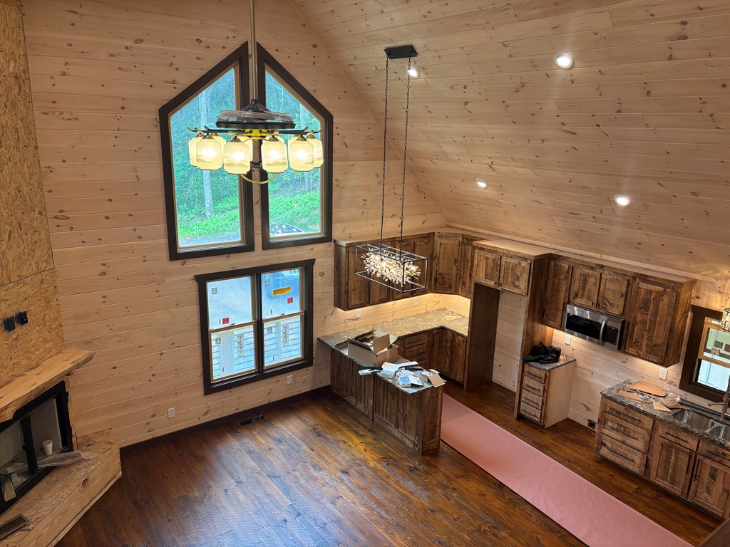 1264 Sunrock Mountain Road