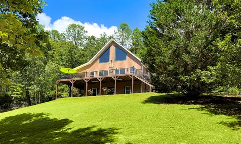 A home in Hayesville