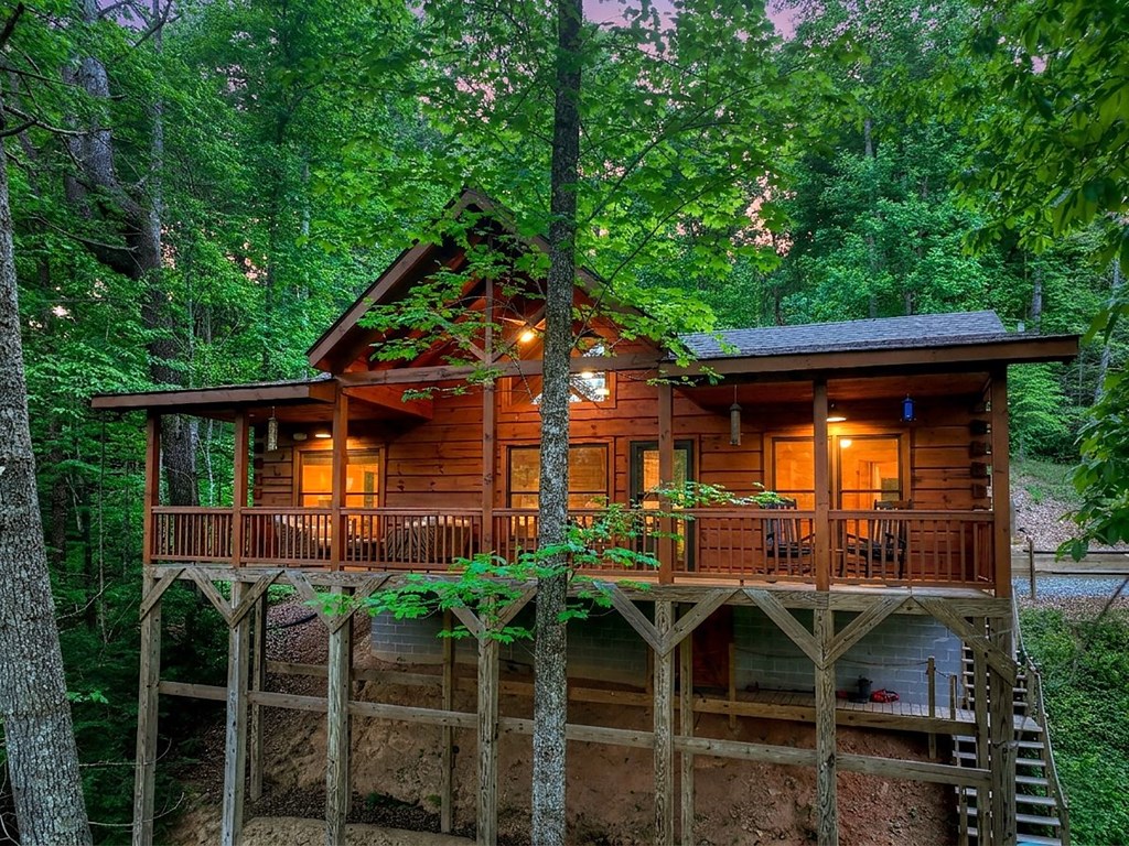 120 Christopher Drive