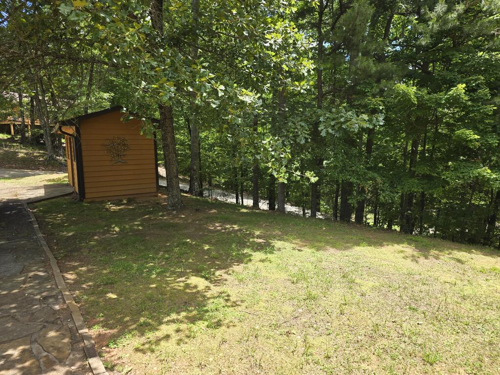 33 Fieldcrest Drive
