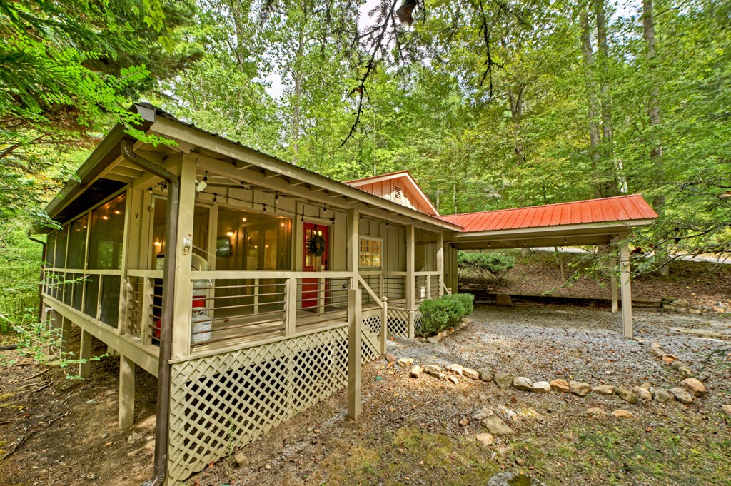 407 Tanglewood Drive