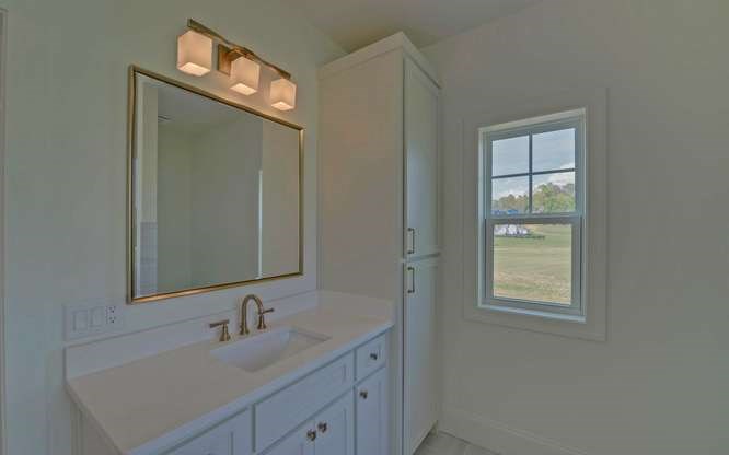 Hiawassee, Georgia, 30546, United States, 4 Bedrooms Bedrooms, ,3 BathroomsBathrooms,Residential,Active,2038165