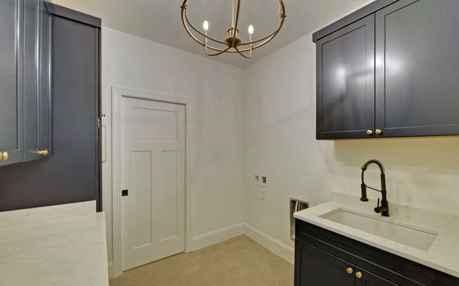 Hiawassee, Georgia, 30546, United States, 4 Bedrooms Bedrooms, ,3 BathroomsBathrooms,Residential,Active,2038165