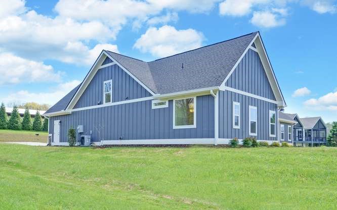 Hiawassee, Georgia, 30546, United States, 4 Bedrooms Bedrooms, ,3 BathroomsBathrooms,Residential,Active,2038165