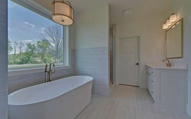 Hiawassee, Georgia, 30546, United States, 4 Bedrooms Bedrooms, ,3 BathroomsBathrooms,Residential,Active,2038165