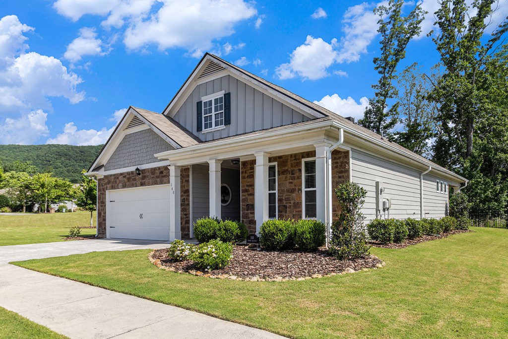 148 Hawks Trail