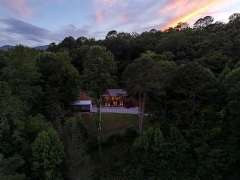 A home in Hiawassee